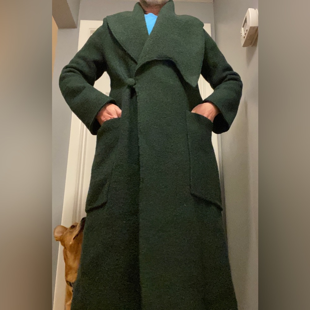 Women’s Fendi Long Heavy Green Wool Winter Coat Jacket Size 12 Pointed Collar